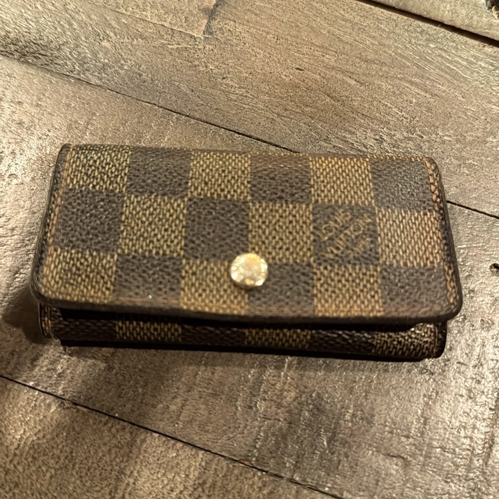 lv damier ebene key hold 4 keys 69